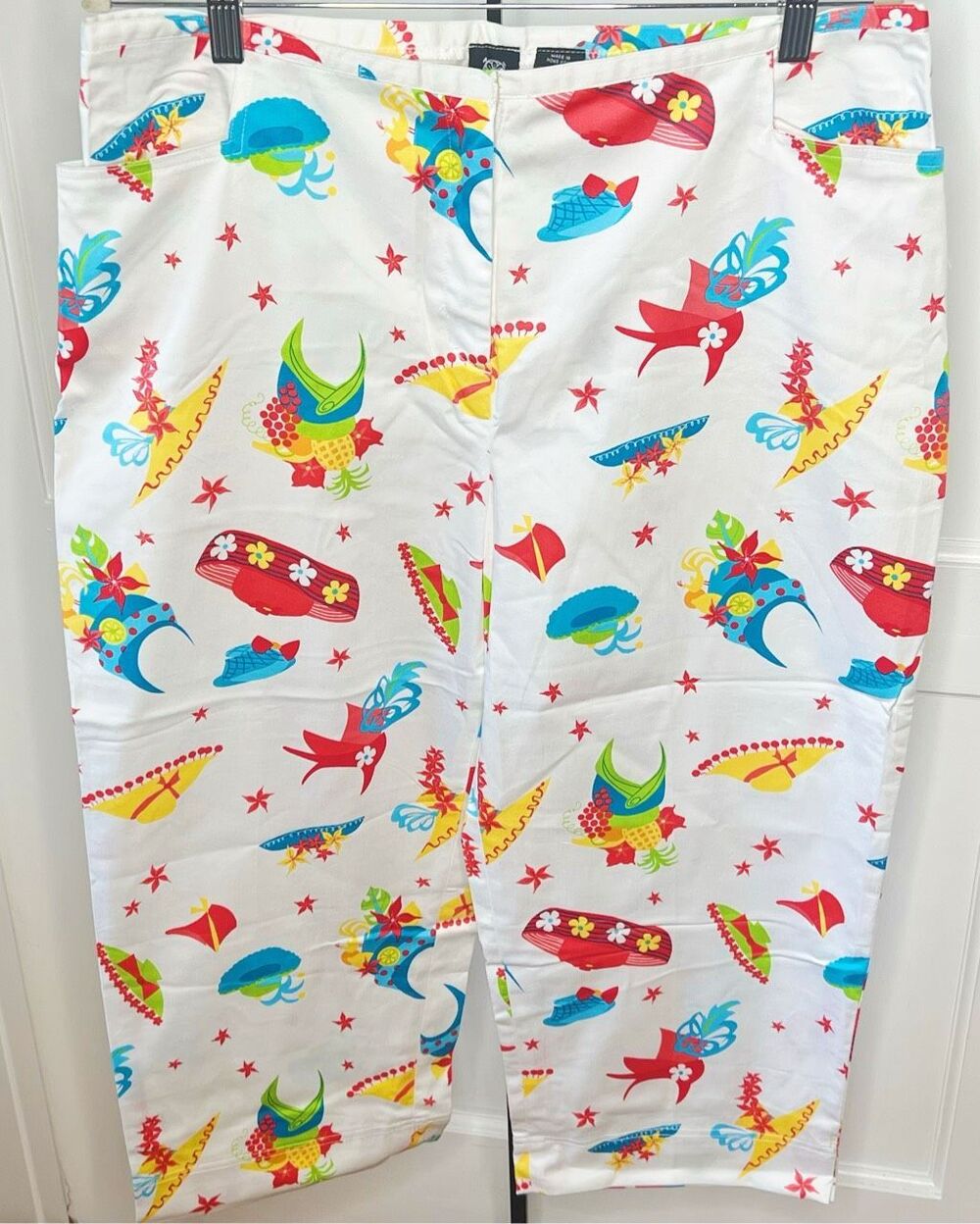 Lavie Boheme Tropical Capri Pants White Size 14 Nwt